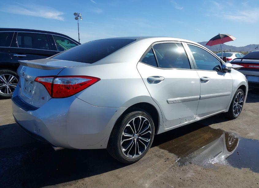 Photo 4 of 2015 Toyota Corolla S PLUS (VIN 5YFBURHE3FP196385)