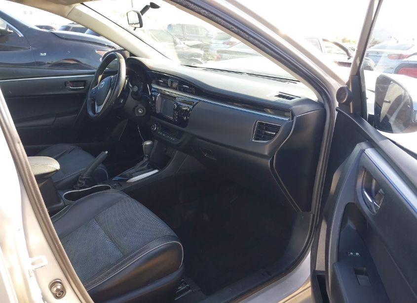 Photo 5 of 2015 Toyota Corolla S PLUS (VIN 5YFBURHE3FP196385)