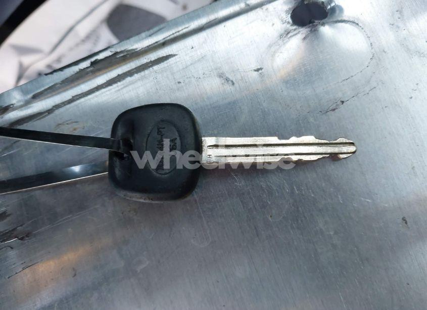 Photo 11 of 2015 Toyota Corolla LE (VIN 5YFBURHE3FP198945)