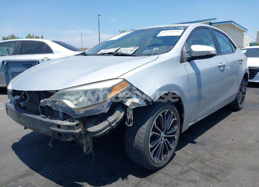 Photo 2 of 2015 Toyota Corolla S PLUS (VIN 5YFBURHE3FP201178)