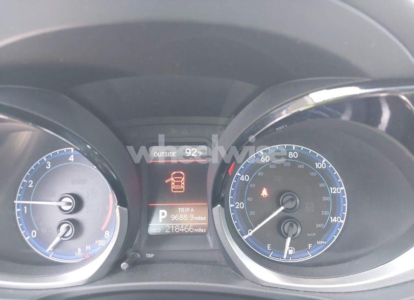 Photo 7 of 2015 Toyota Corolla S PLUS (VIN 5YFBURHE3FP201178)