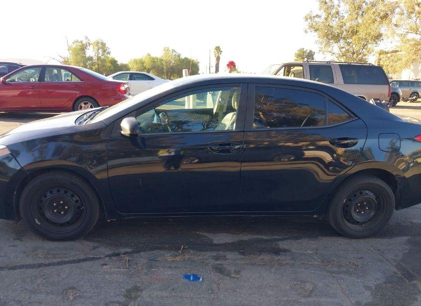 Photo 14 of 2015 Toyota Corolla LE (VIN 5YFBURHE3FP210088)