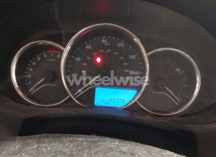 Photo 7 of 2015 Toyota Corolla LE (VIN 5YFBURHE3FP212049)