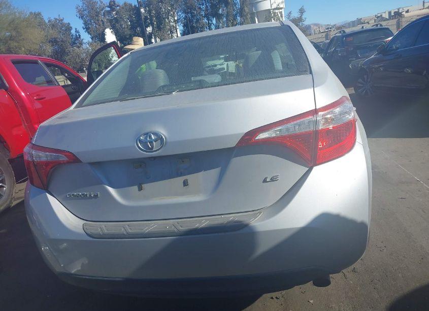 Photo 17 of 2015 Toyota Corolla LE (VIN 5YFBURHE3FP232303)