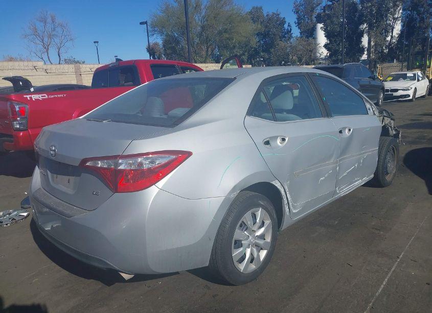 Photo 4 of 2015 Toyota Corolla LE (VIN 5YFBURHE3FP232303)