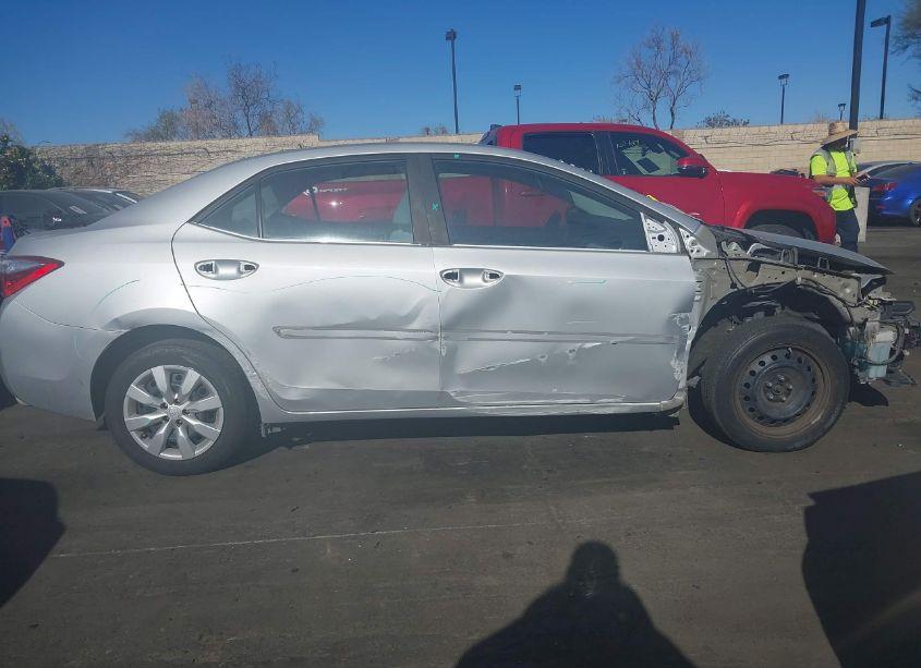 Photo 6 of 2015 Toyota Corolla LE (VIN 5YFBURHE3FP232303)