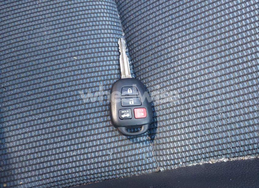 Photo 11 of 2015 Toyota Corolla S PLUS (VIN 5YFBURHE3FP248372)