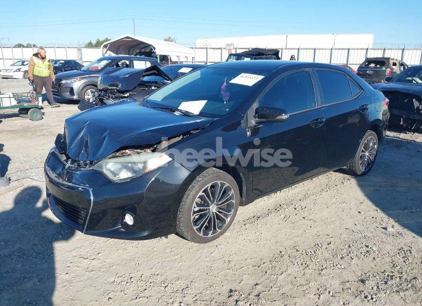 Photo 2 of 2015 Toyota Corolla S PLUS (VIN 5YFBURHE3FP268587)