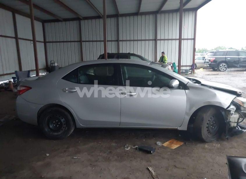 Photo 13 of 2015 Toyota Corolla S (VIN 5YFBURHE3FP269481)