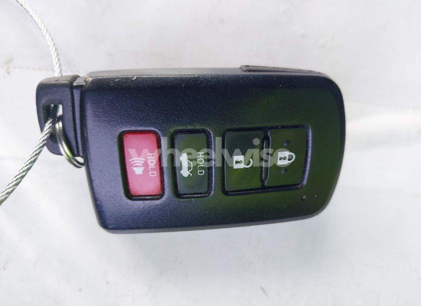 Photo 11 of 2015 Toyota Corolla S PLUS (VIN 5YFBURHE3FP284059)