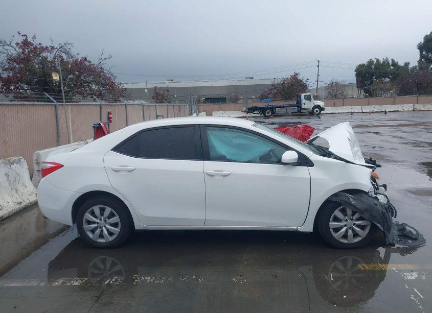 Photo 14 of 2015 Toyota Corolla LE (VIN 5YFBURHE3FP298608)
