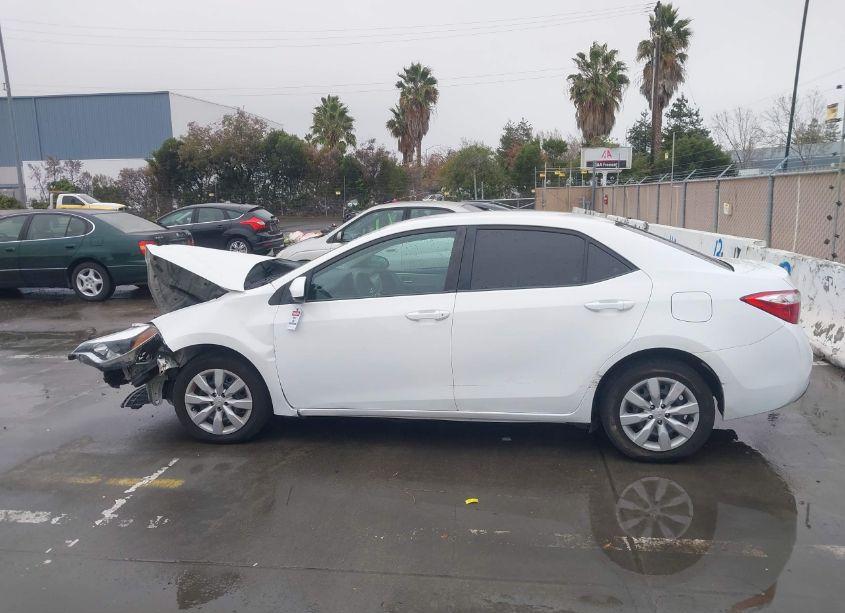 Photo 15 of 2015 Toyota Corolla LE (VIN 5YFBURHE3FP298608)