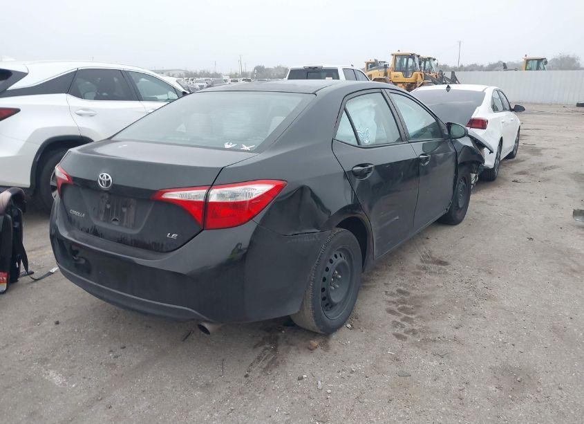 Photo 4 of 2015 Toyota Corolla LE (VIN 5YFBURHE3FP301152)