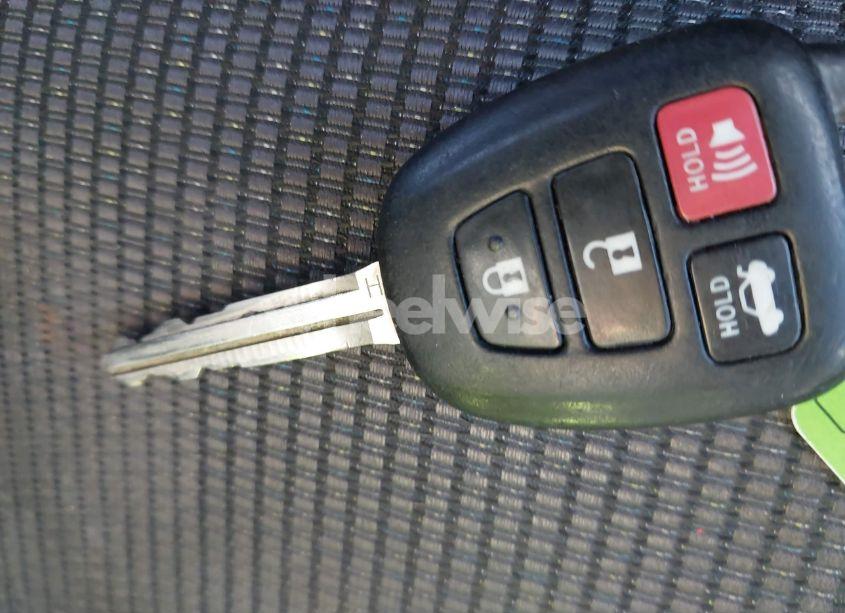 Photo 11 of 2015 Toyota Corolla S PLUS (VIN 5YFBURHE3FP308831)