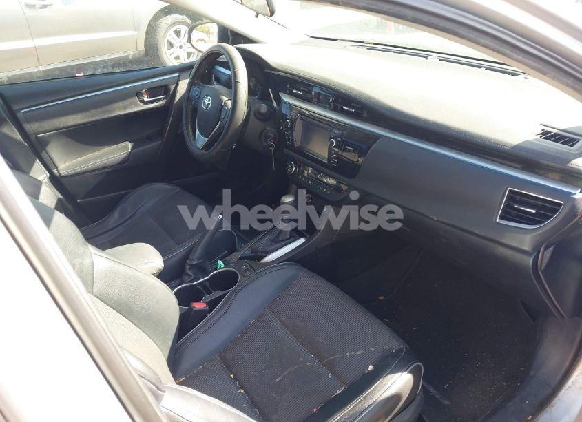 Photo 5 of 2015 Toyota Corolla S PLUS (VIN 5YFBURHE3FP308831)