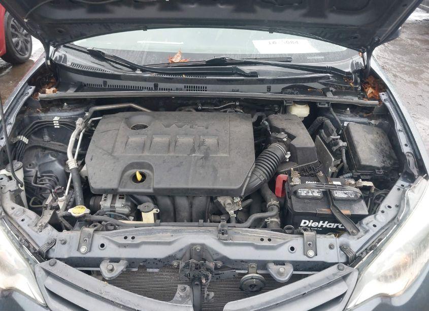 Photo 10 of 2015 Toyota Corolla LE (VIN 5YFBURHE3FP325872)