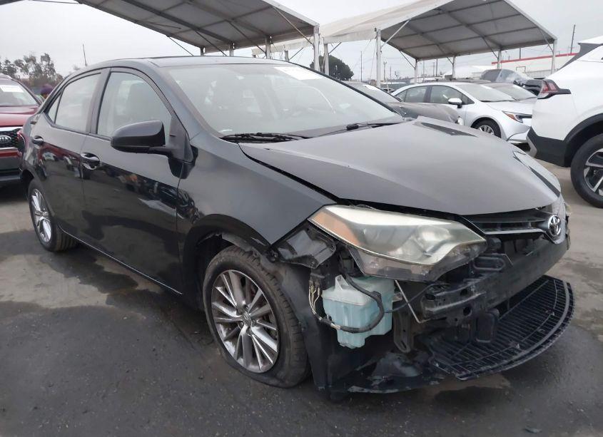 2015 Toyota Corolla LE PLUS (VIN 5YFBURHE3FP329212) main photo