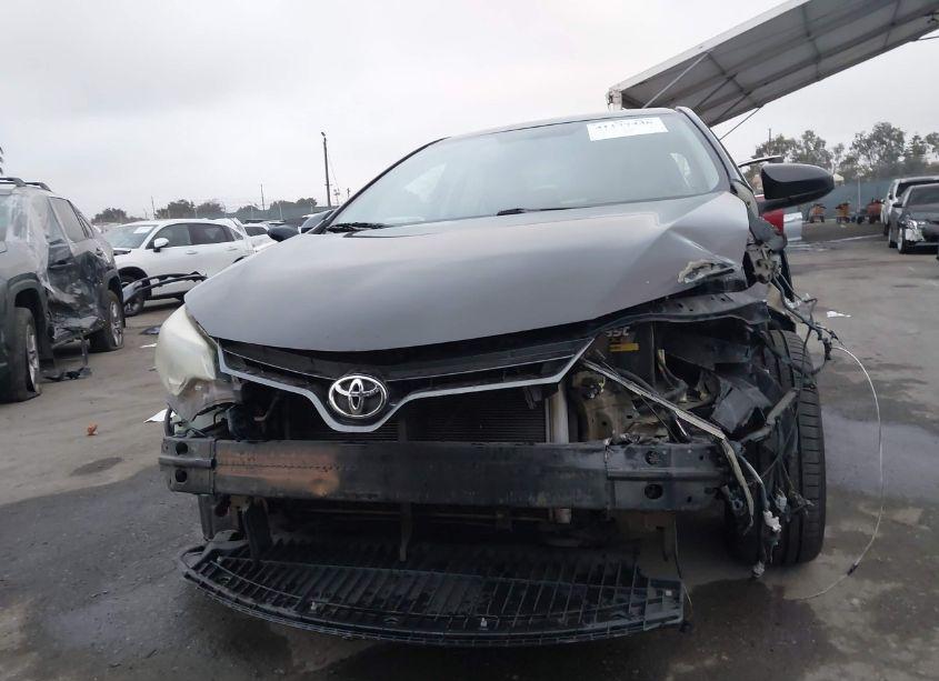 Photo 13 of 2015 Toyota Corolla LE PLUS (VIN 5YFBURHE3FP329212)