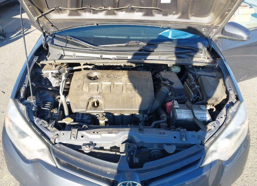 Photo 10 of 2015 Toyota Corolla LE (VIN 5YFBURHE3FP341280)