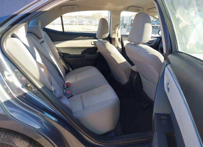 Photo 8 of 2015 Toyota Corolla LE (VIN 5YFBURHE3FP341280)