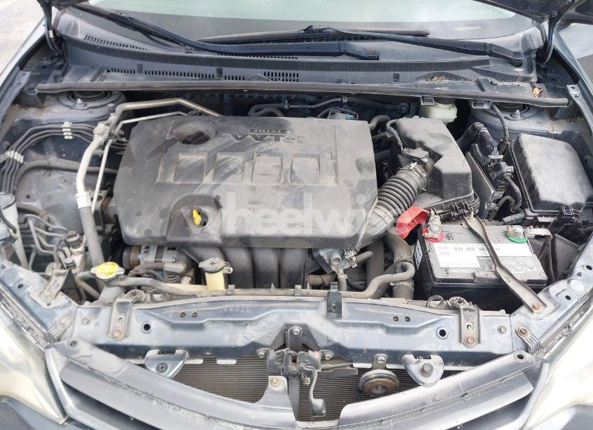 Photo 10 of 2016 Toyota Corolla LE (VIN 5YFBURHE3GP370019)