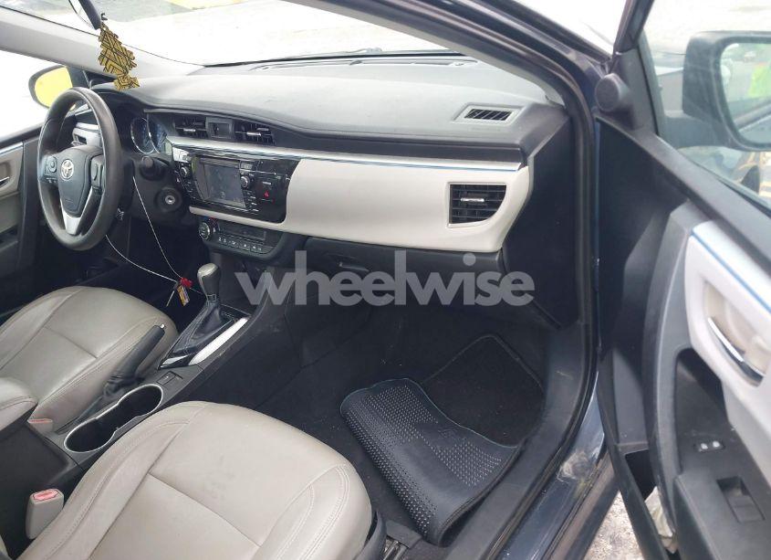 Photo 5 of 2016 Toyota Corolla LE (VIN 5YFBURHE3GP370019)