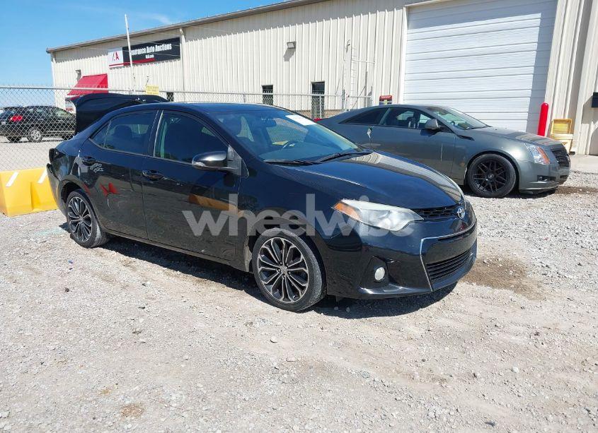 2016 Toyota Corolla S PLUS (VIN 5YFBURHE3GP370926) main photo