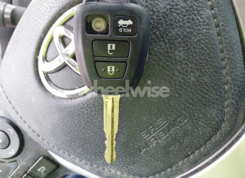 Photo 11 of 2016 Toyota Corolla L/LE/LE PLUS/LE PREMIUM/S/S PLUS/S PREMIUM/S W/SPECIAL EDITION PKG (VIN 5YFBURHE3GP379366)