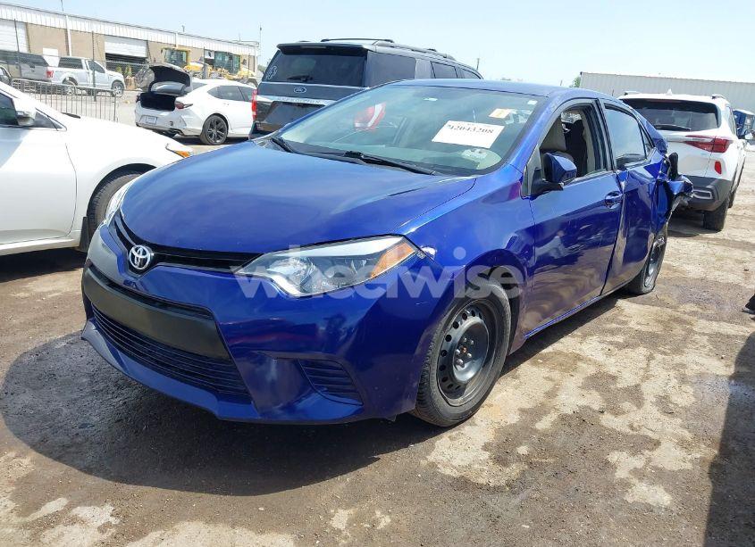 Photo 2 of 2016 Toyota Corolla LE (VIN 5YFBURHE3GP381229)