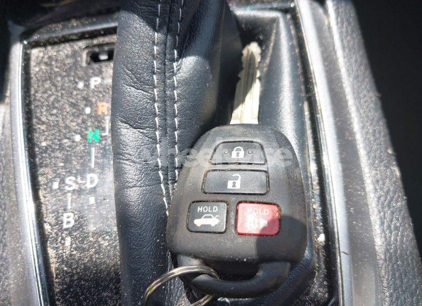 Photo 11 of 2016 Toyota Corolla LE (VIN 5YFBURHE3GP396717)