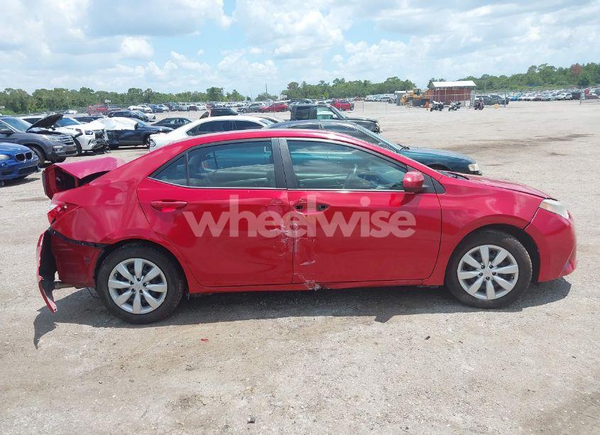 Photo 13 of 2016 Toyota Corolla LE (VIN 5YFBURHE3GP396717)