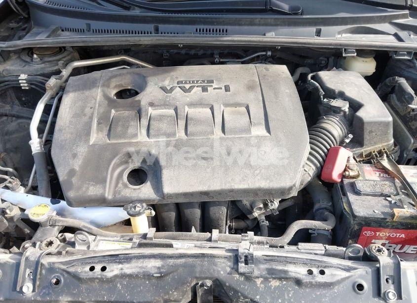 Photo 10 of 2016 Toyota Corolla LE (VIN 5YFBURHE3GP401771)