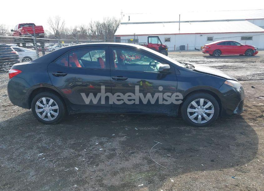 Photo 13 of 2016 Toyota Corolla LE (VIN 5YFBURHE3GP401771)