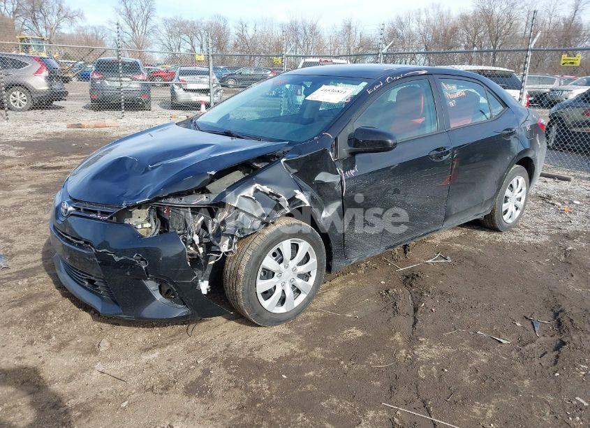 Photo 2 of 2016 Toyota Corolla LE (VIN 5YFBURHE3GP401771)