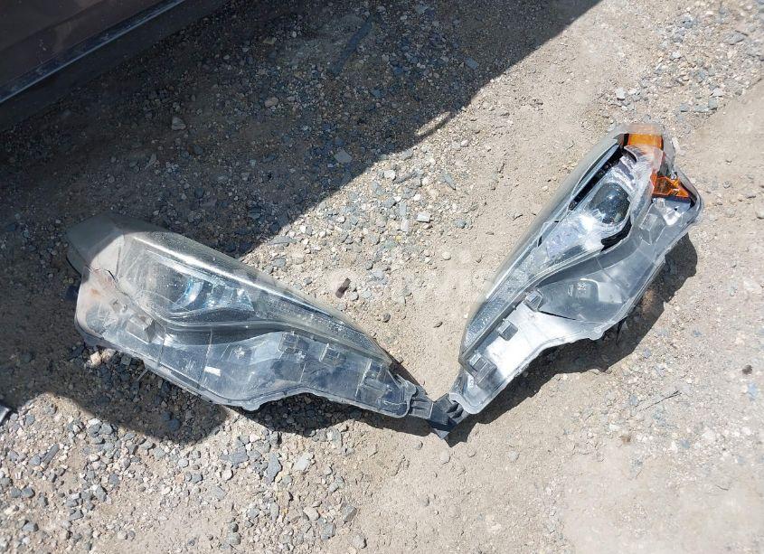 Photo 11 of 2016 Toyota Corolla L/LE/LE PLS/PRM/S/S PLS (VIN 5YFBURHE3GP428646)