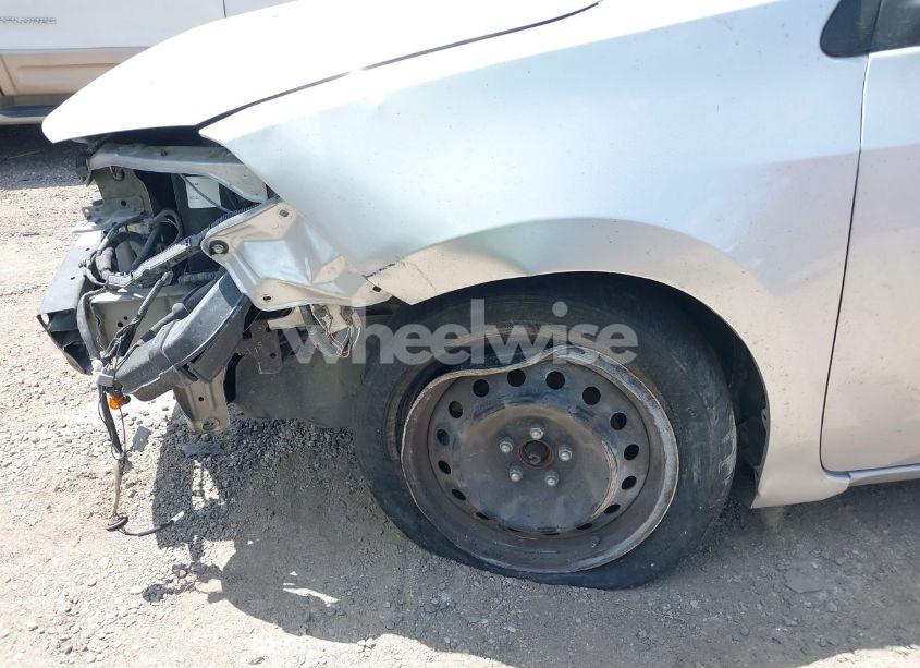 Photo 6 of 2016 Toyota Corolla L/LE/LE PLS/PRM/S/S PLS (VIN 5YFBURHE3GP428646)