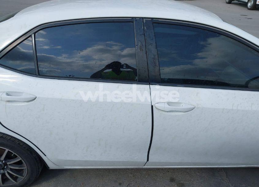 Photo 13 of 2016 Toyota Corolla LE (VIN 5YFBURHE3GP473666)