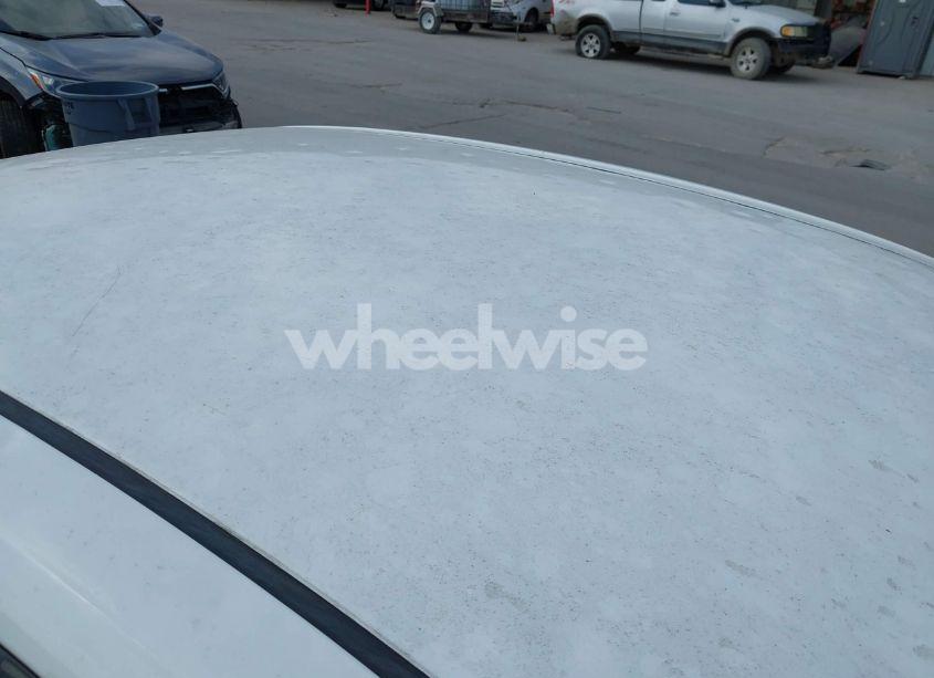 Photo 17 of 2016 Toyota Corolla LE (VIN 5YFBURHE3GP473666)