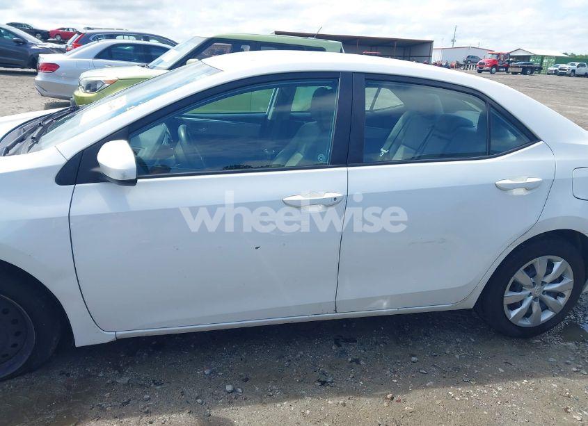 Photo 14 of 2016 Toyota Corolla LE (VIN 5YFBURHE3GP511655)