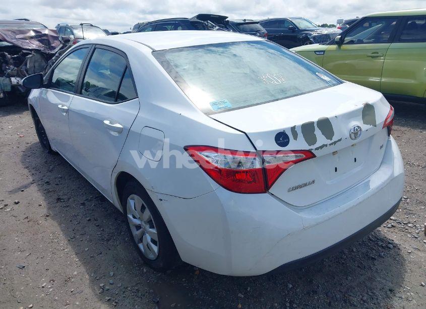 Photo 3 of 2016 Toyota Corolla LE (VIN 5YFBURHE3GP511655)