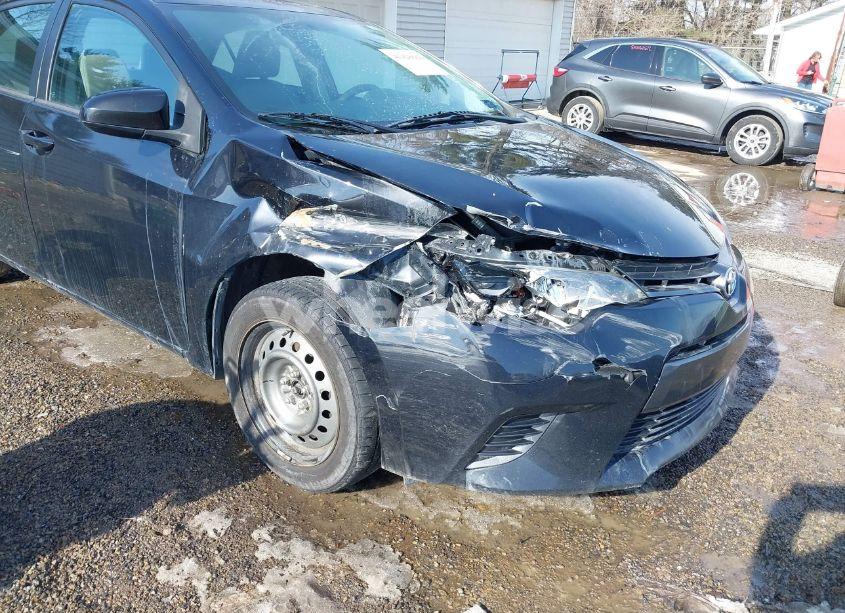 Photo 6 of 2016 Toyota Corolla LE (VIN 5YFBURHE3GP530478)