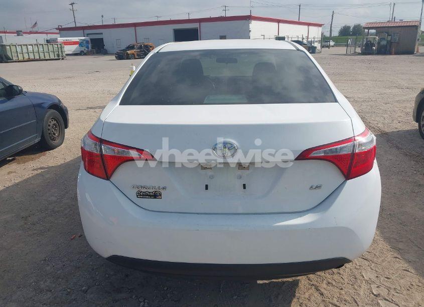 Photo 16 of 2016 Toyota Corolla LE (VIN 5YFBURHE3GP554716)