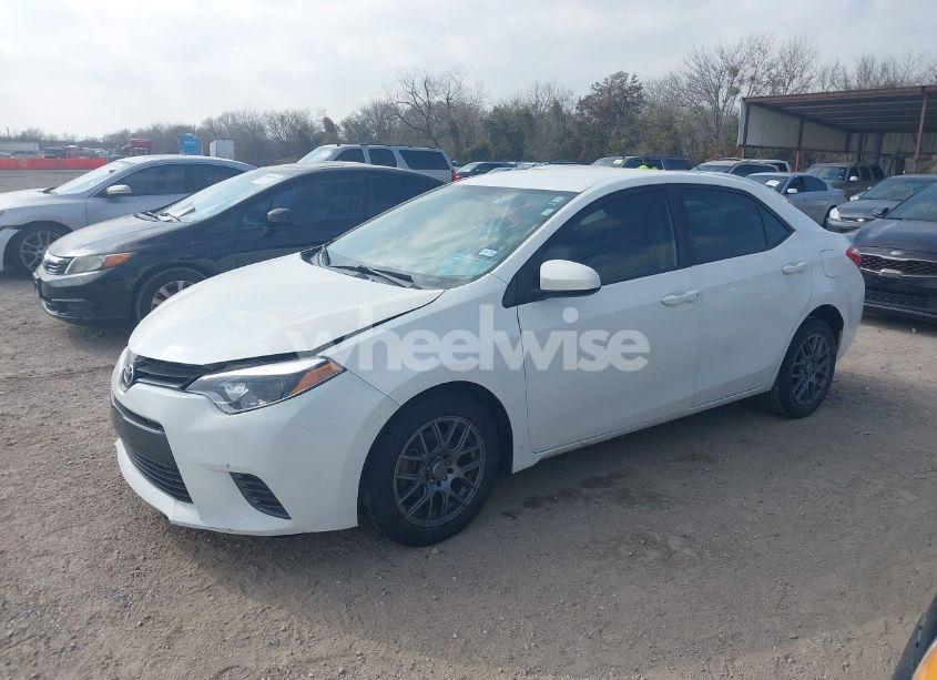 Photo 2 of 2016 Toyota Corolla LE (VIN 5YFBURHE3GP554716)