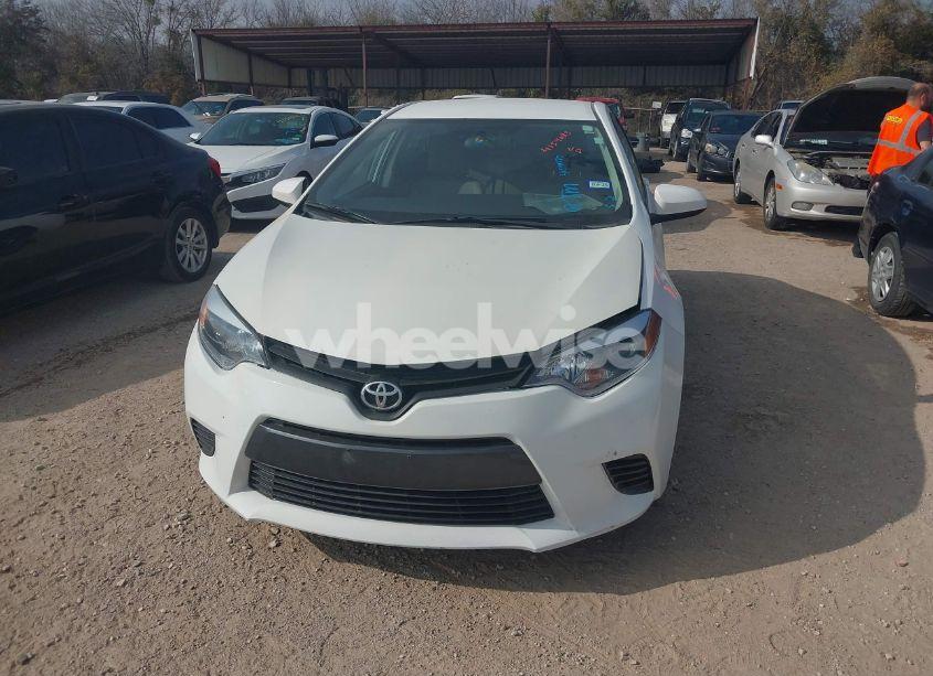 Photo 6 of 2016 Toyota Corolla LE (VIN 5YFBURHE3GP554716)