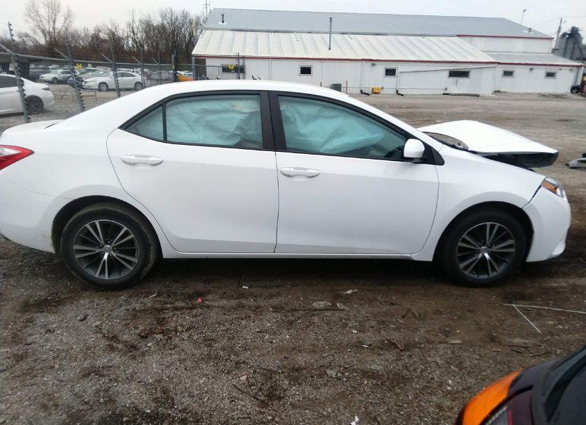 Photo 13 of 2016 Toyota Corolla LE PLUS (VIN 5YFBURHE3GP556062)