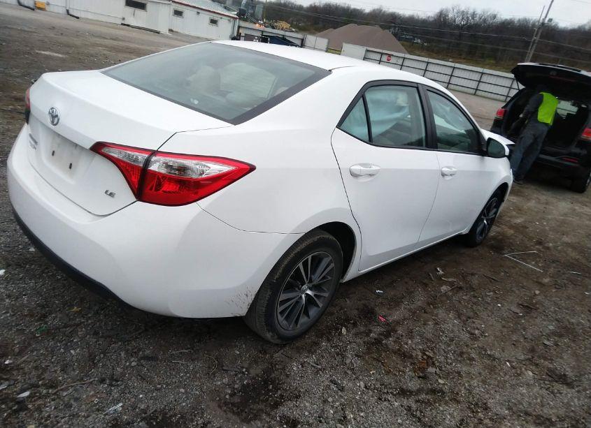 Photo 4 of 2016 Toyota Corolla LE PLUS (VIN 5YFBURHE3GP556062)