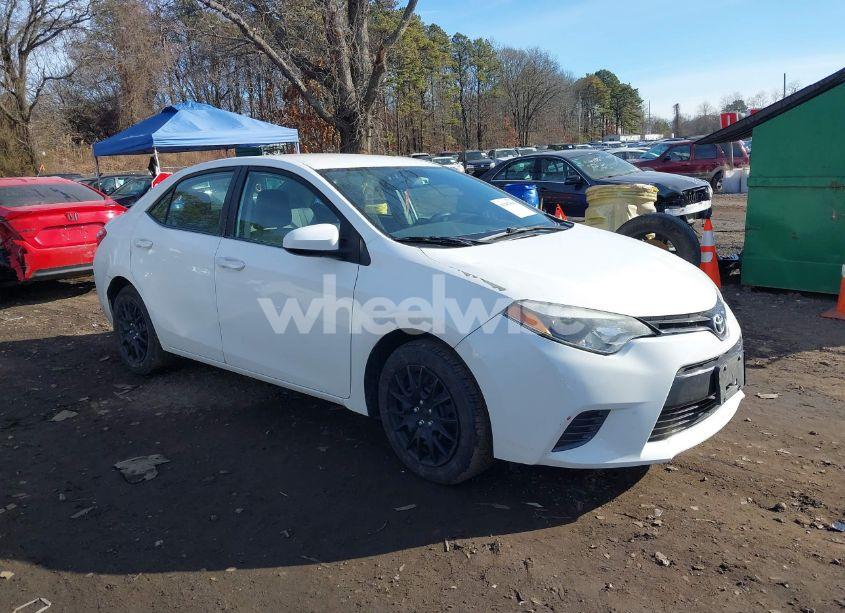 Photo 13 of 2016 Toyota Corolla LE (VIN 5YFBURHE3GP564839)