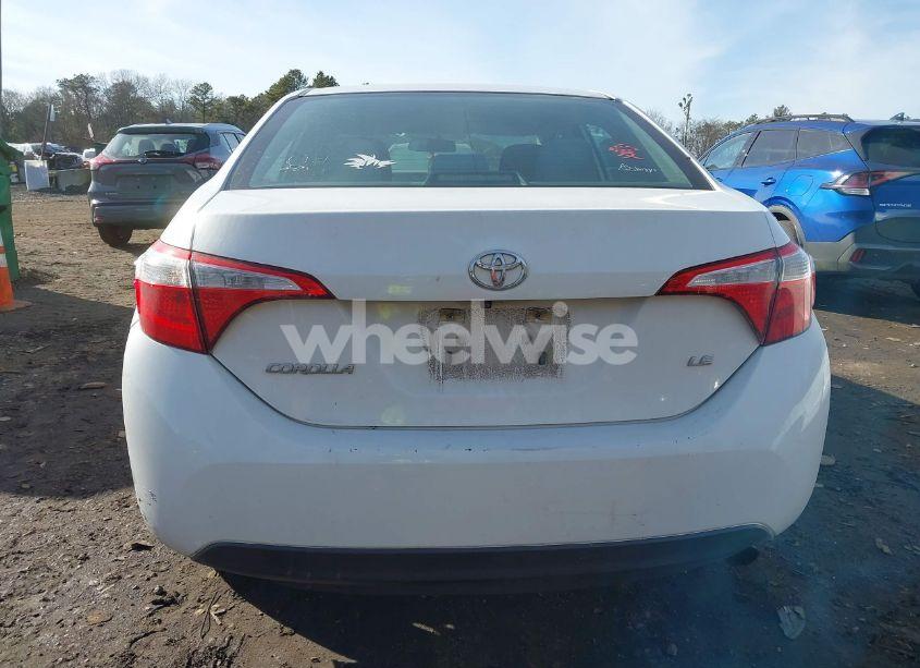 Photo 16 of 2016 Toyota Corolla LE (VIN 5YFBURHE3GP564839)