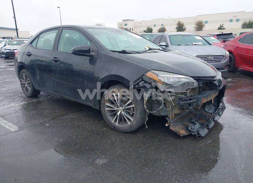 2017 Toyota Corolla L/LE/XLE/SE/XSE (VIN 5YFBURHE3HP569587) main photo