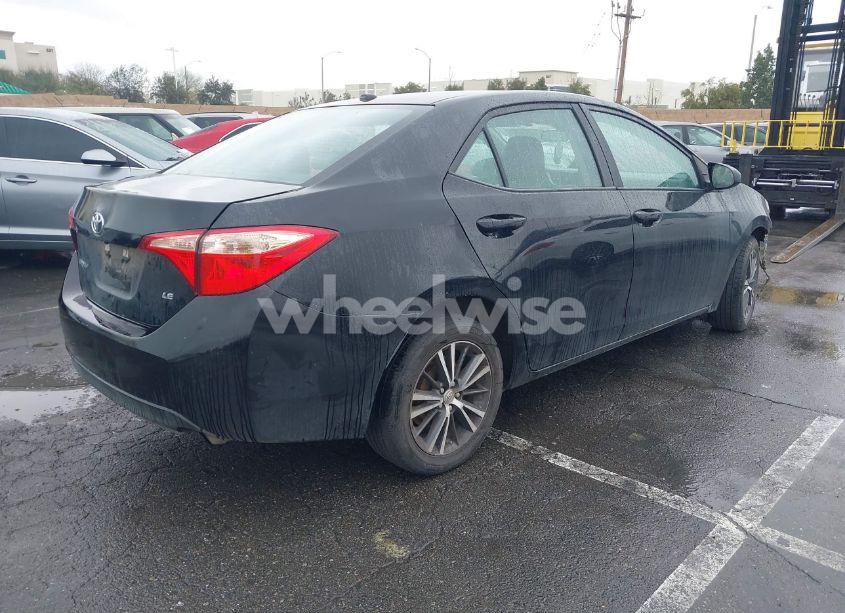 Photo 4 of 2017 Toyota Corolla L/LE/XLE/SE/XSE (VIN 5YFBURHE3HP569587)